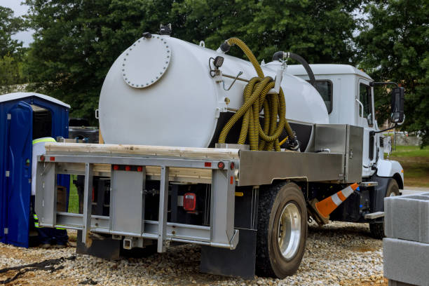 Best Portable toilet rental cost  in Lancaster, WI